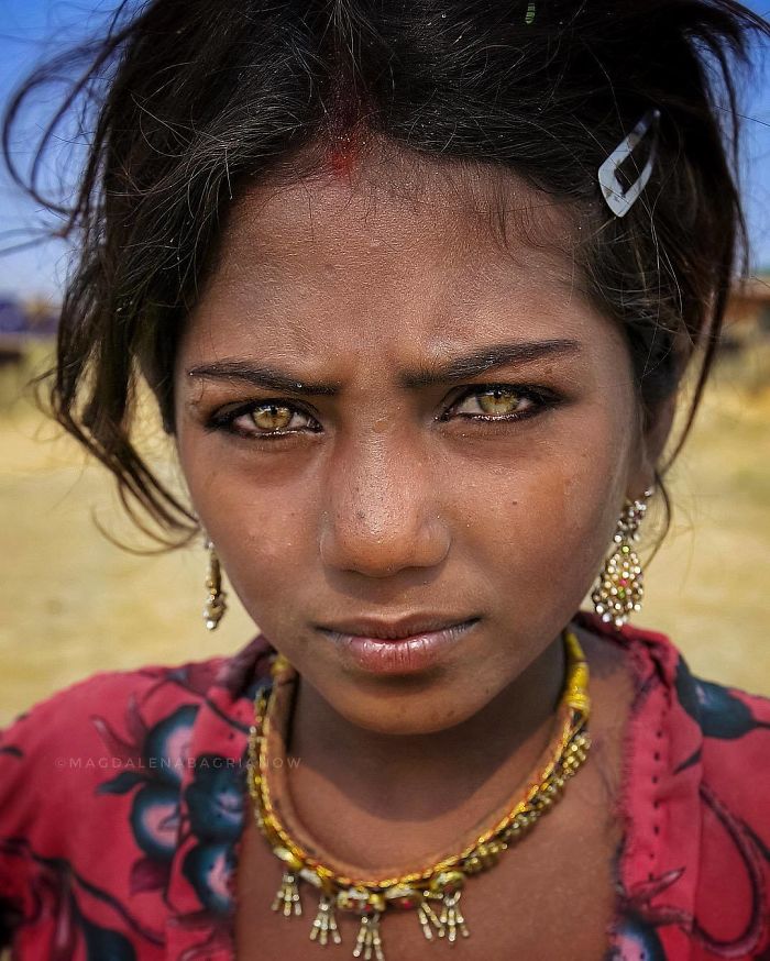 Polish Photographer Travels Across India To Show How Incredibly Beautiful Its Local People Are