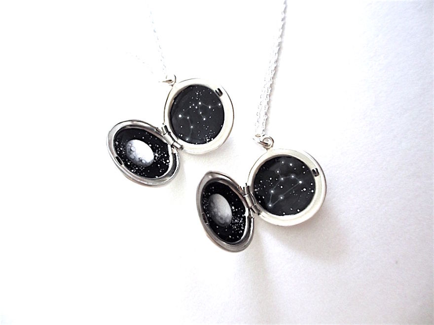 I Squeeze The Universe Into Wearable Lockets