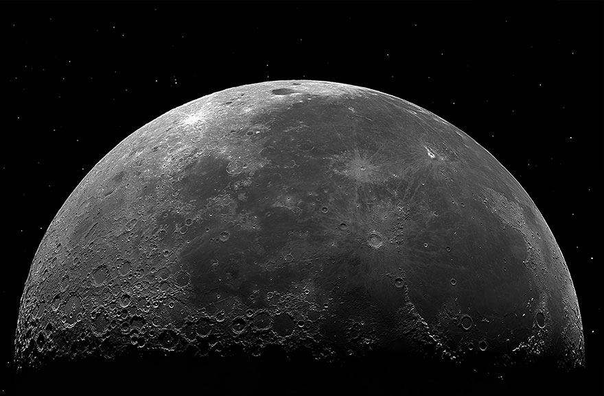 I Took 50,000 Individual Photos And Compiled Them To Create This Image Of The Moon