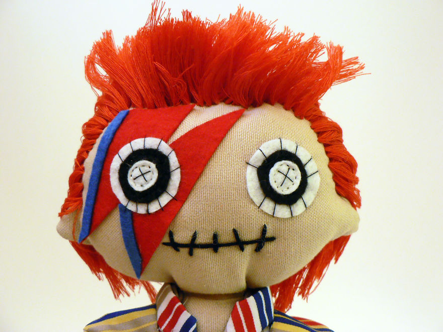 The Artist Who "Obsessed" By Details Designing Cute Personalized Zombie Dolls