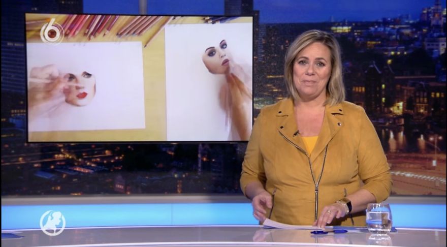 Drawing With 2 Hands Simultaneously 2 Separate Full Colored Hyper Photorealistic Portraits Of Taylor Swift And Selena Gomez Drawing With 2 Hands Simultaneously 2 Separate Full Colored Hyper Photorealistic Portraits Of Taylor Swift And Selena Gomez