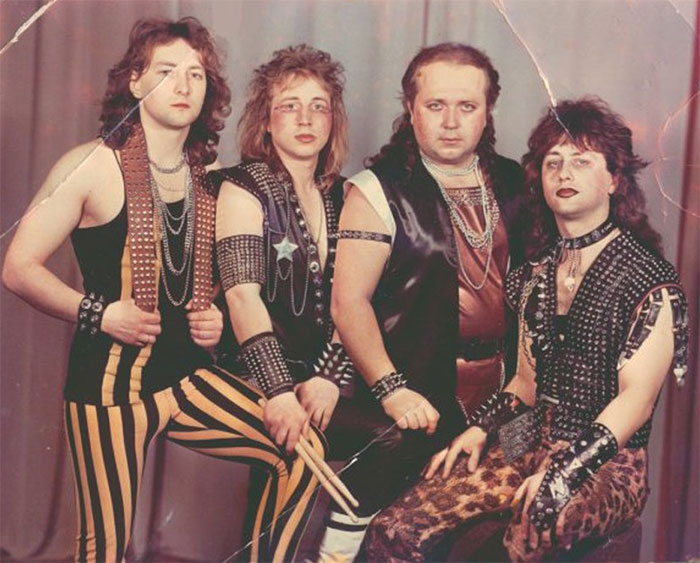 37 Awkward Metal Band Photos That Are So Bad They’re Good