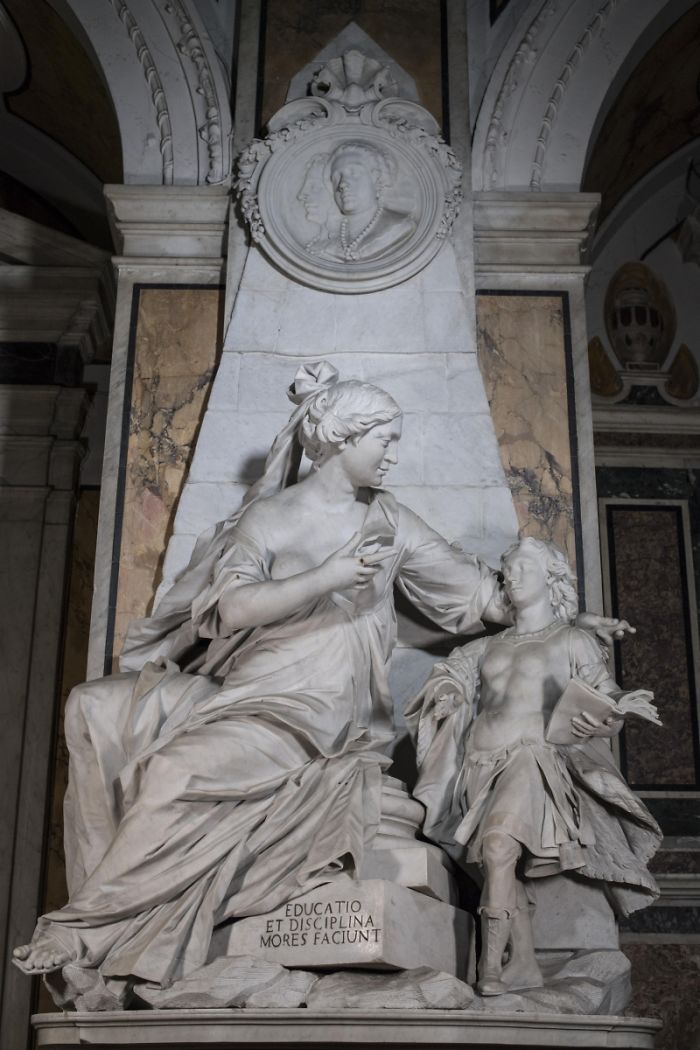 Italian Sculptor Created A Marble Masterpiece In 7 Years And People Can't Believe It's All Marble