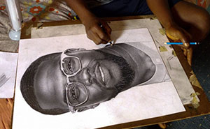 Talented Young Artist Draws Incredibly Realistic Portrait Of Kevin Hart, Can't Believe He Actually Responds On Twitter
