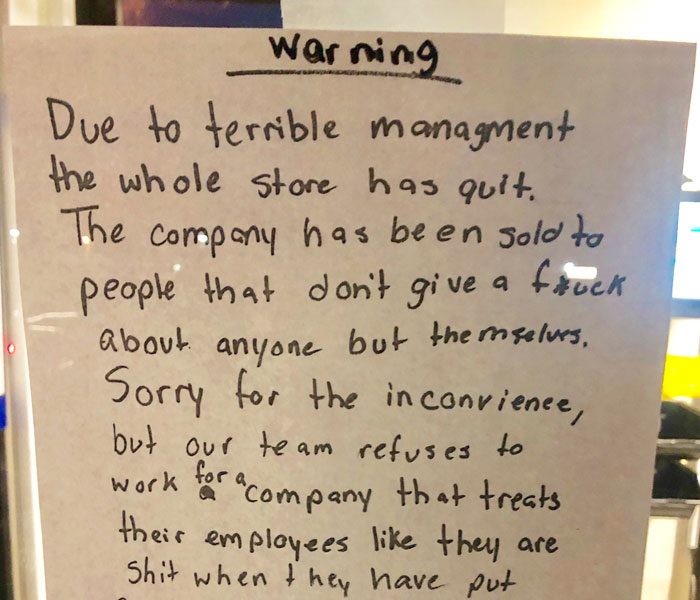 After New Owners Took Over A Fast Food Restaurant, Their Whole Staff Walked Out Leaving A Brutal Note Behind