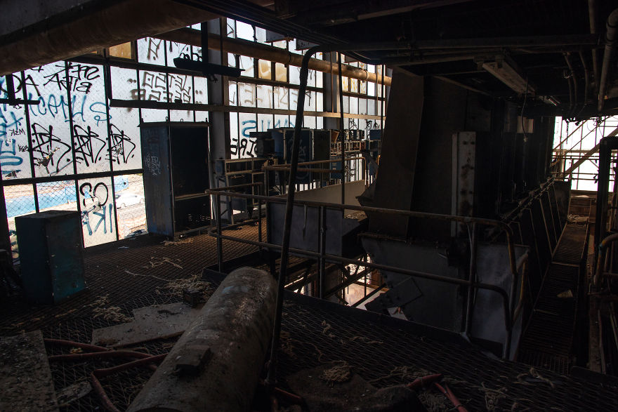 I Explored An Abandoned Factory, Follow Along In 20 Pictures I Explored An Abandoned Factory, Follow Along In 20 Pictures
