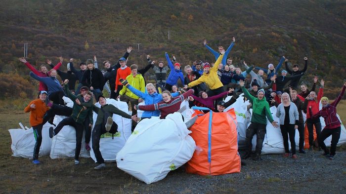 40 Norwegian Folk High School Students From Alta Spent One Week Picking Trash At A Local Beach, Gathering A Total Of 12,400kg! #trashtag