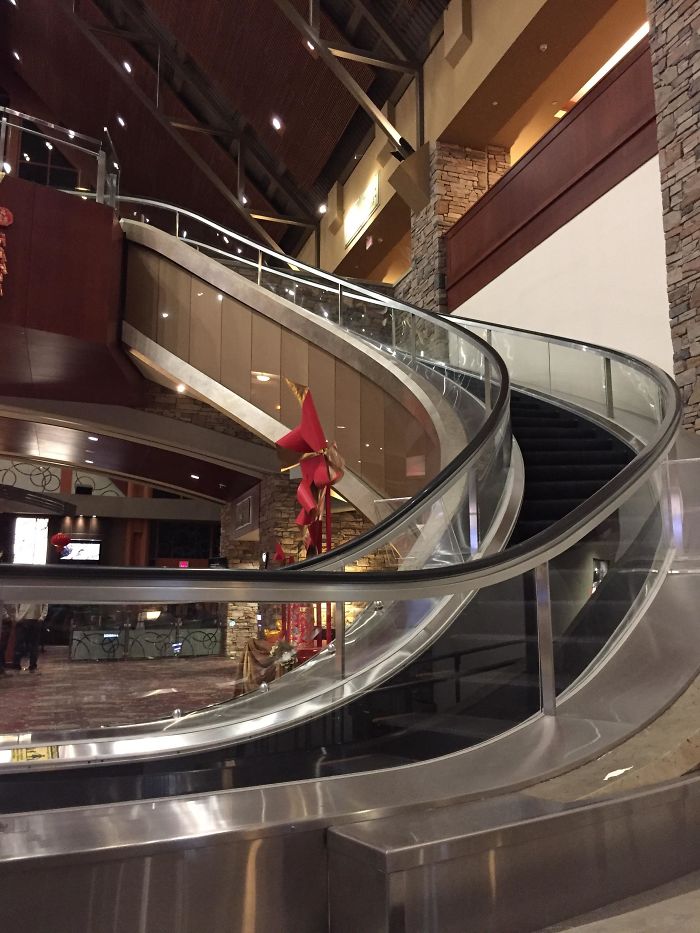 A Curving Escalator