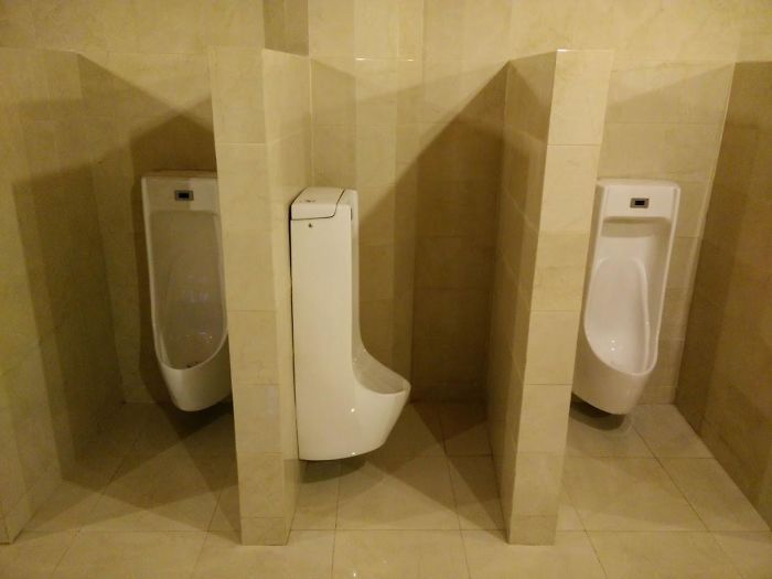 30 Bathrooms From Hell Made By People Who Probably Haven't Used One | Bored Panda