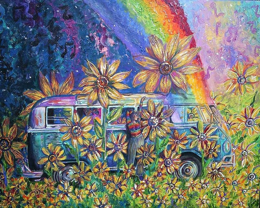 Artist Paints Psychedelic Happiness Artist Paints Psychedelic Happiness