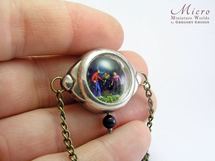 Detailed-Miniature-Worlds-Antique-Pocket-Watches-Micro-Gregory-Grozos