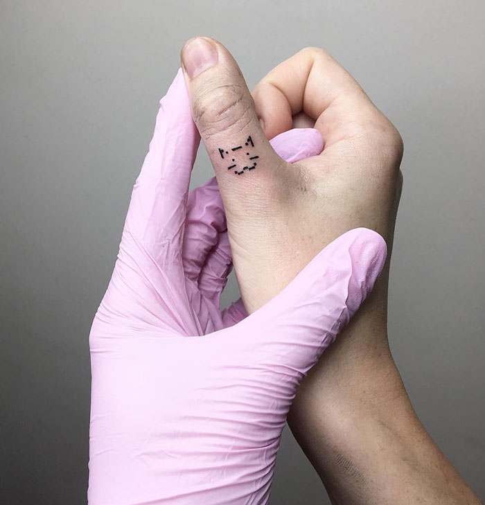 Very Cute Finger Cat Tattoo
