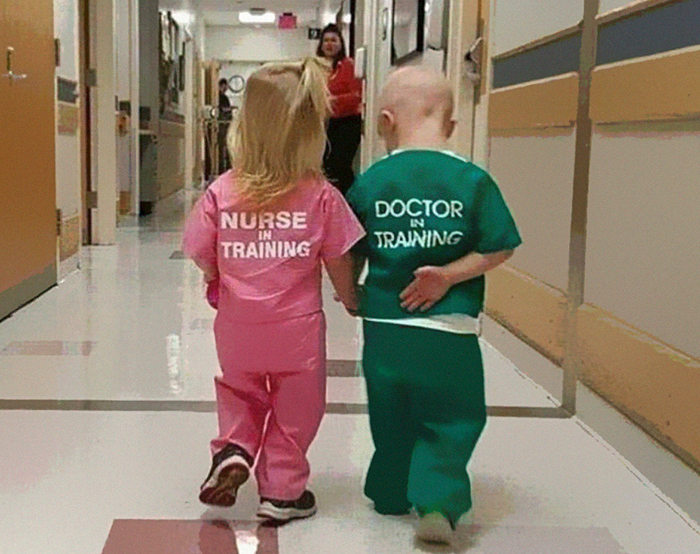 21 Reactions To ‘Sexist’ Photo Of Girl And Boy Wearing Nurse And Doctor Scrubs