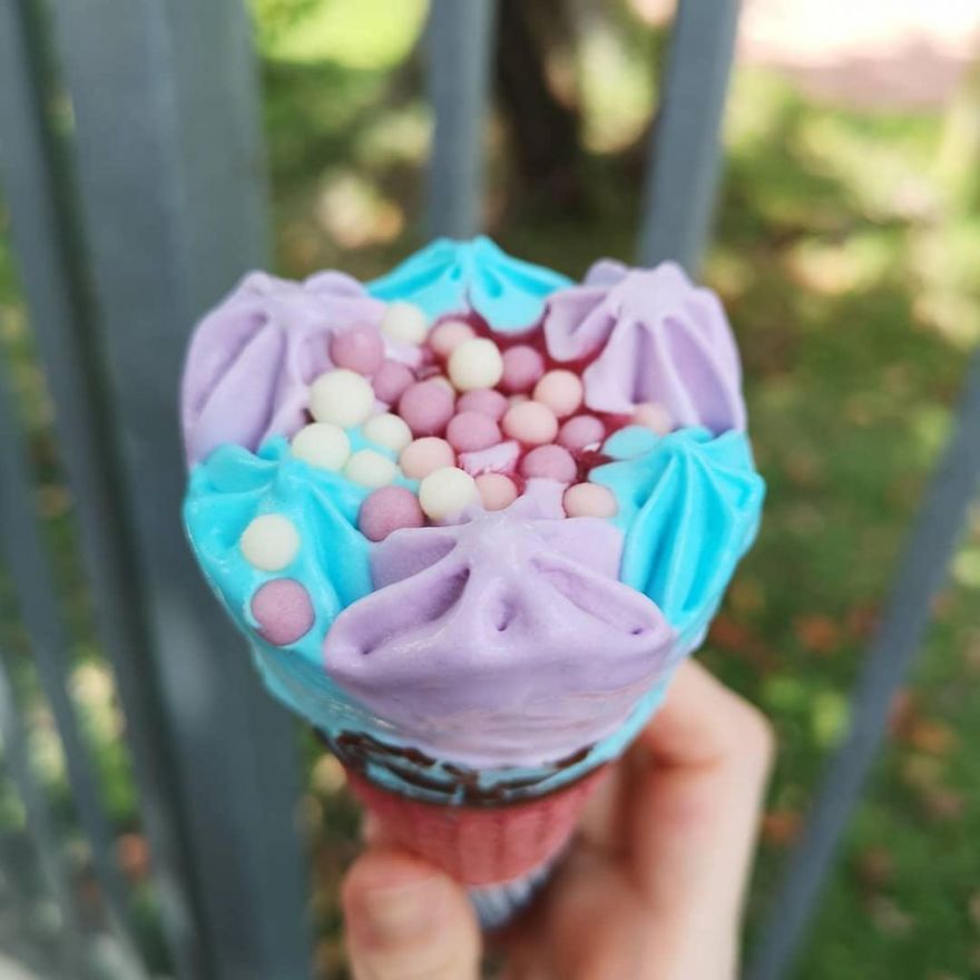 That's The Most Colourful Ice-Cream I've Ever Seen That's The Most Colourful Ice-Cream I've Ever Seen