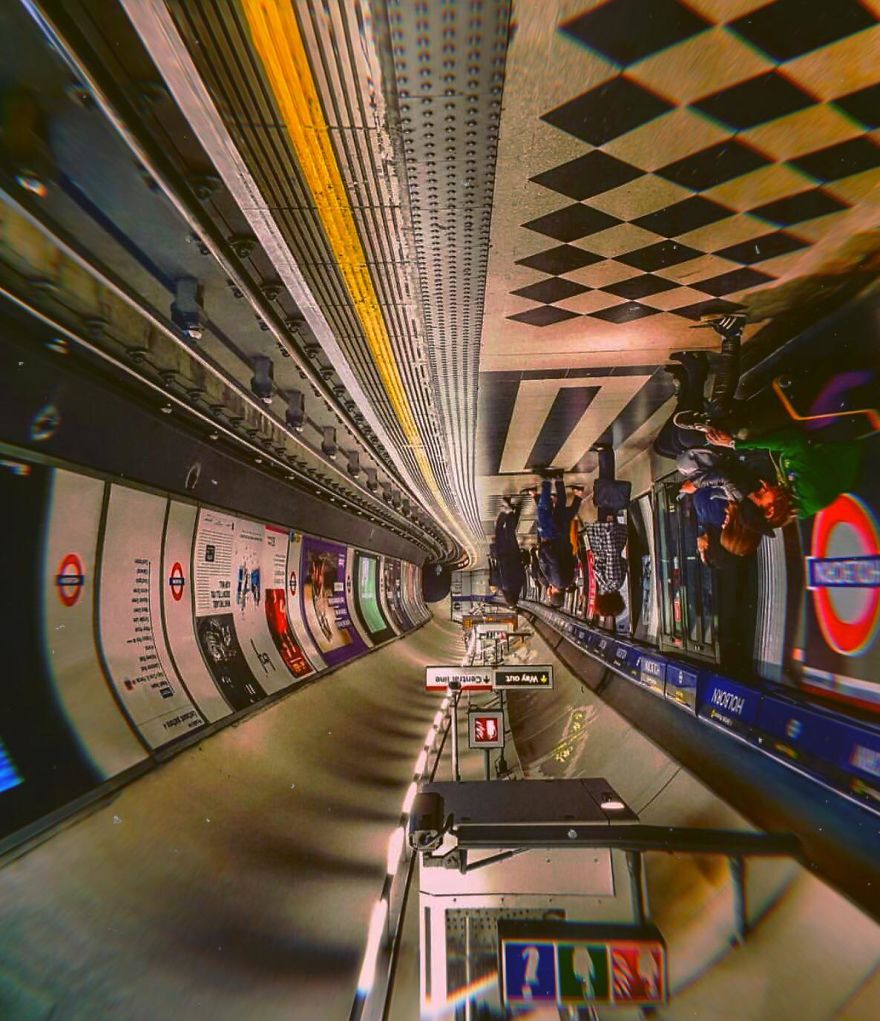 Turn Around The London Tube And You’ll Design Spaceships