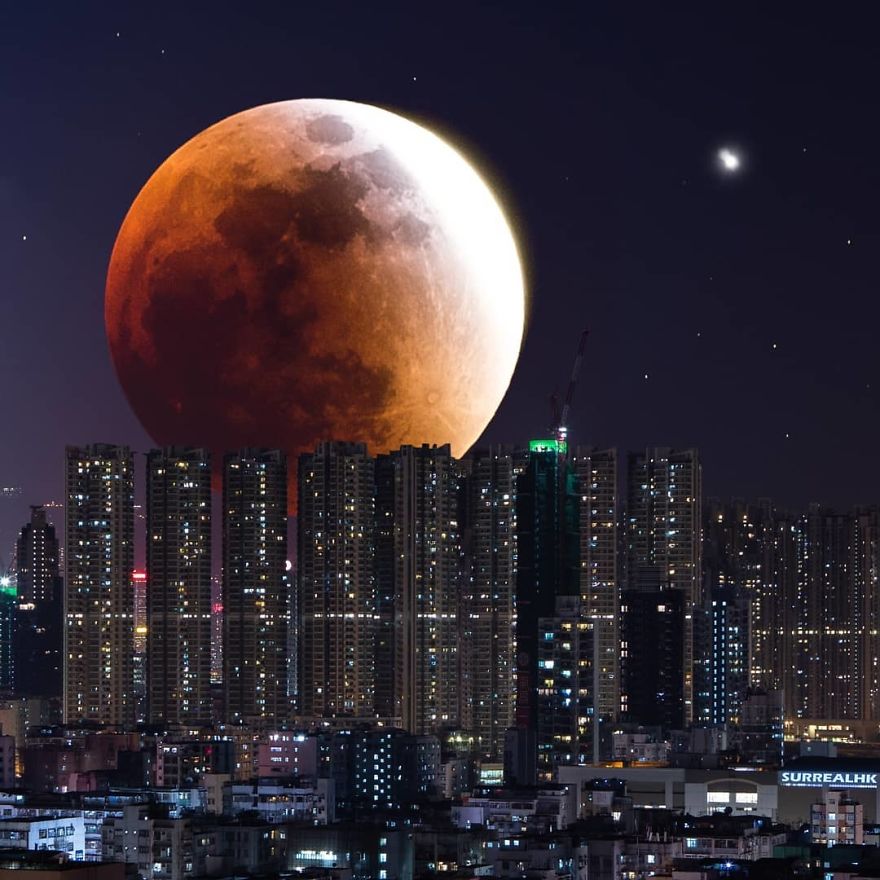 The Biggest Bloody Moon Ever!