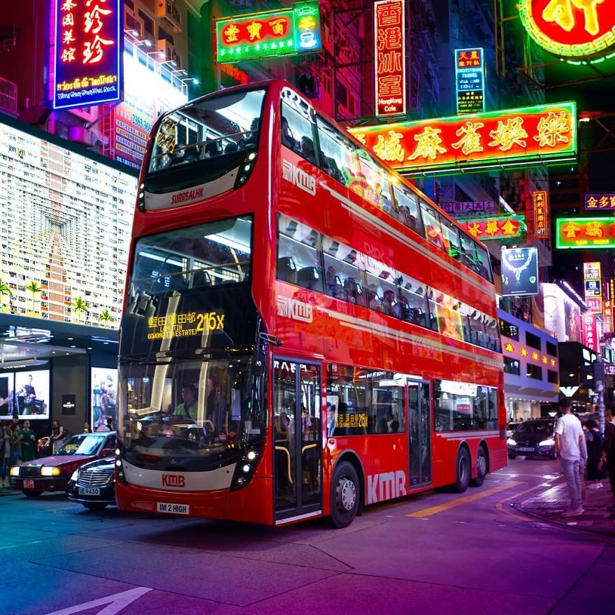 The New Triple-Decker Bus Is Now On Service! Do You Dare?
