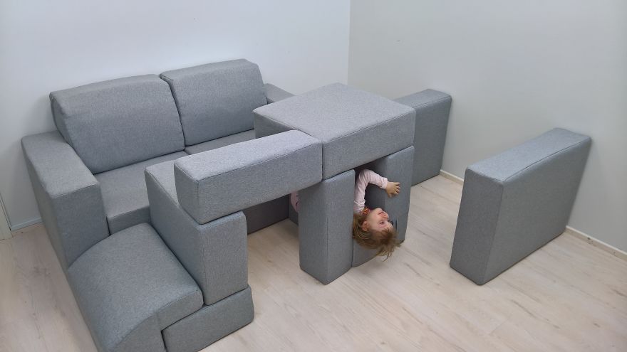 Finnish Family Living With Freely Buildable Sofa Elements &ndash; Good For Couches, Castles And Gaming
