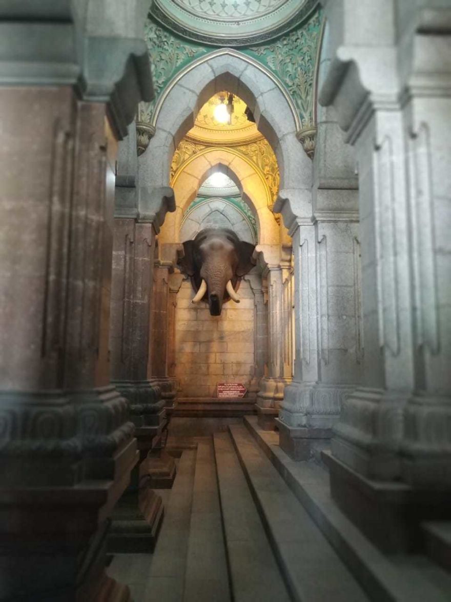 11 Pics That Prove Palaces Are Beautiful!!
