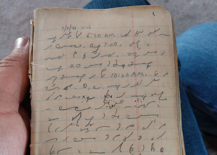 Man Finds His Grandpa’s WWII Diary But Can’t Read What’s Written Inside, The Internet Helps To Translate It
