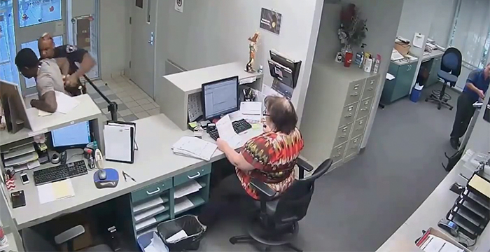 Hidden Cam Shows It’s Nearly Impossible To File A Complaint Against A Police Officer In Florida And It’s Terrifying