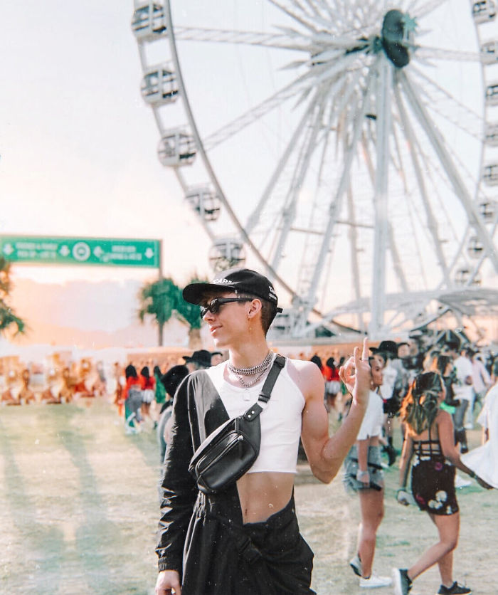 19-Year-Old Proves Once Again How Easy It Is To Manipulate People's Minds On Social Media By Faking Coachella Pics
