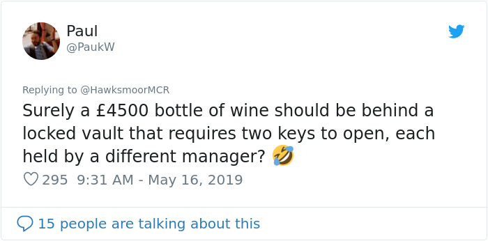 Internet Applauds The Way This Restaurant Was Kind To Their Staff Member Who Gave A $5,740 Wine Instead Of A Cheap One
