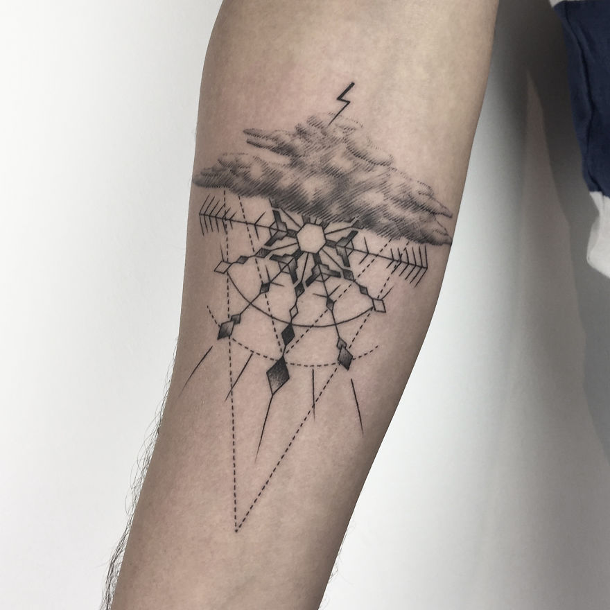 My 40 Geometric Tattoo Designs That Reflect Events In People's Lives