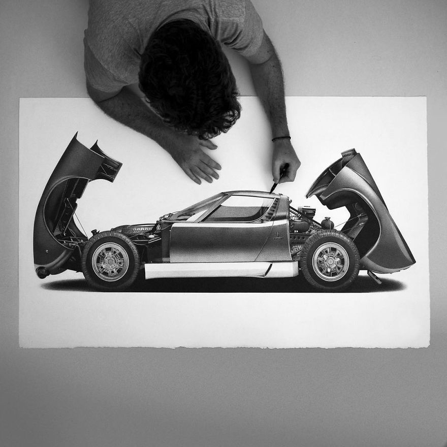 Italian Artist Makes Ultra Realistic Drawings With Pen And The Result Is Impressive