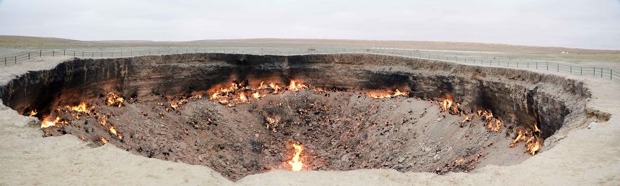 I Visit The Gates To Hell In Turkmenistan.