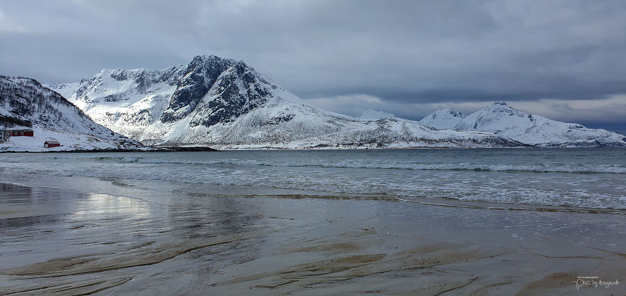 Beach Of Grøtfjord