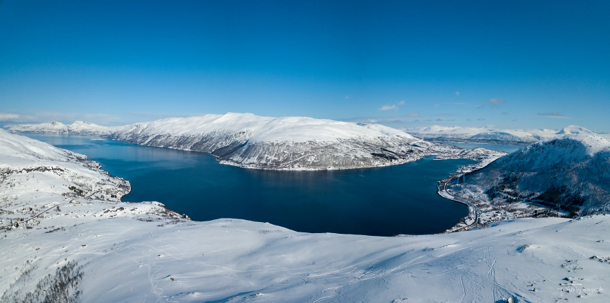 I-photographed-the-beauty-of-Tromso-in-3-days-and-3-nights-5cd7b4ca9a544__880.webp