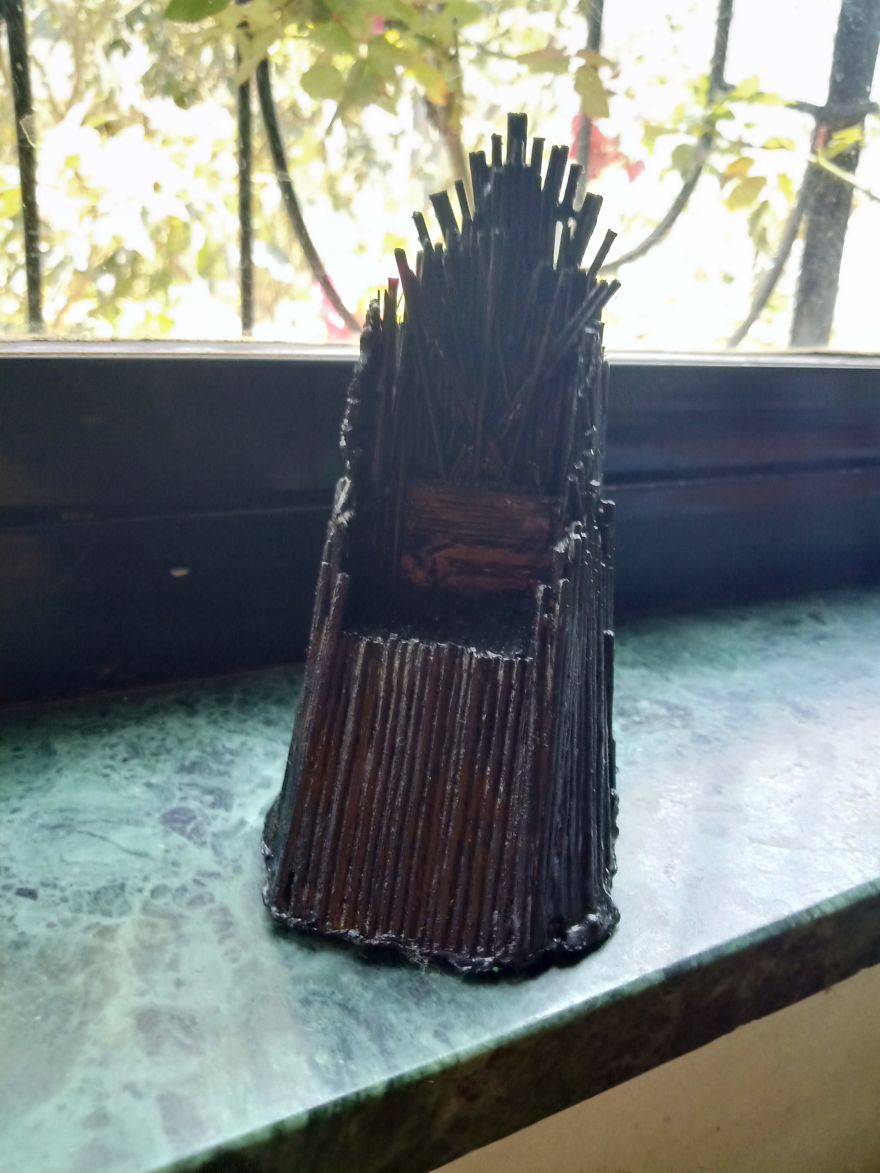 I Recreated The Iron Throne With 571 Sticks.