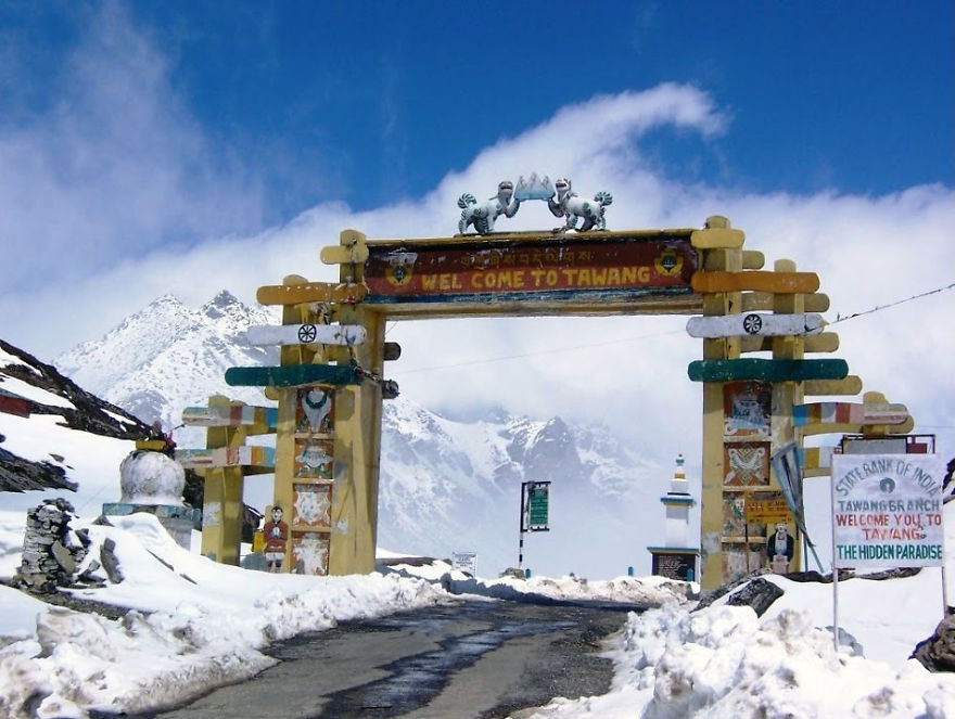 "Tawang – The Magical Mountain Of Arunachal Pradesh"
it Is Famous For Its 400-Year-Old Monastery. This Monastery Is One Of The Biggest Buddhist Monasteries To Be Found In India