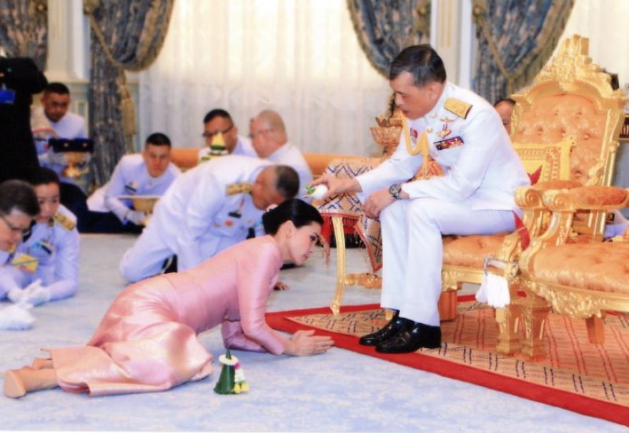 Thai King Marries His Long-Time Bodyguard In A Surprise Wedding