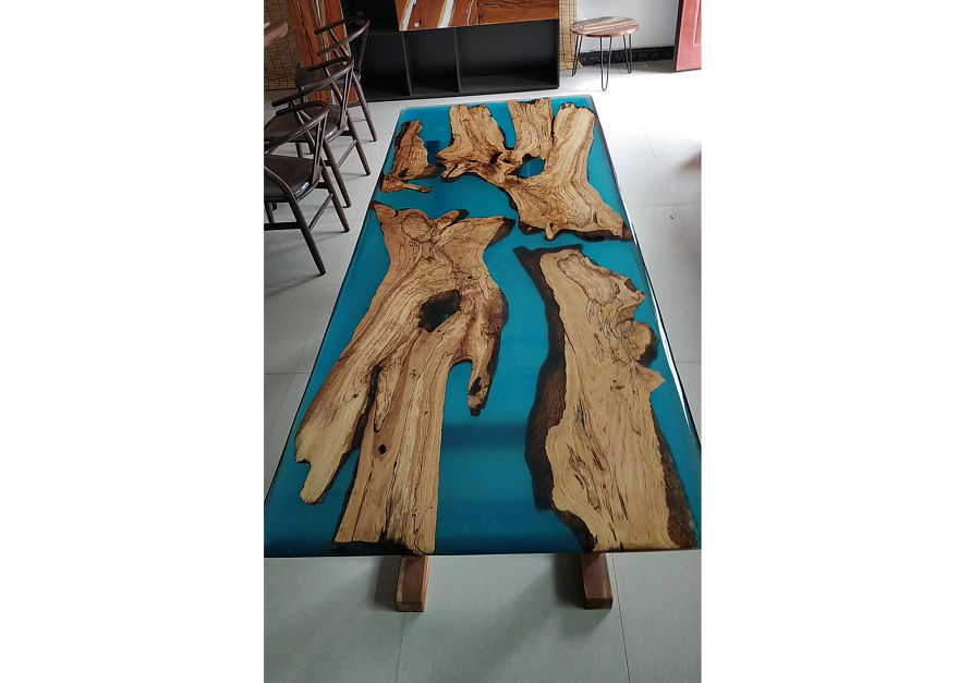 We Made Those Unique Table Setting Made By Resin Wood, Perfect Coffee Table, Dinner Table, Table For Commercial Display, Museum, Art Gallery