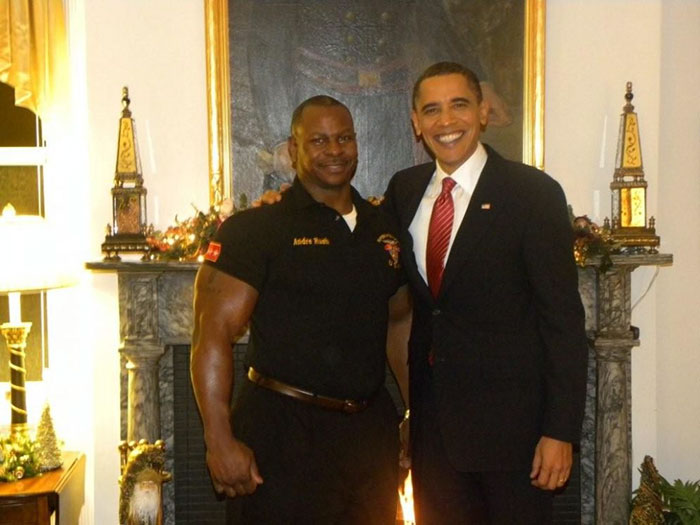 People Notice That This White House Chef Is Something Way Out Of The Ordinary, Even Start A Photoshop Battle