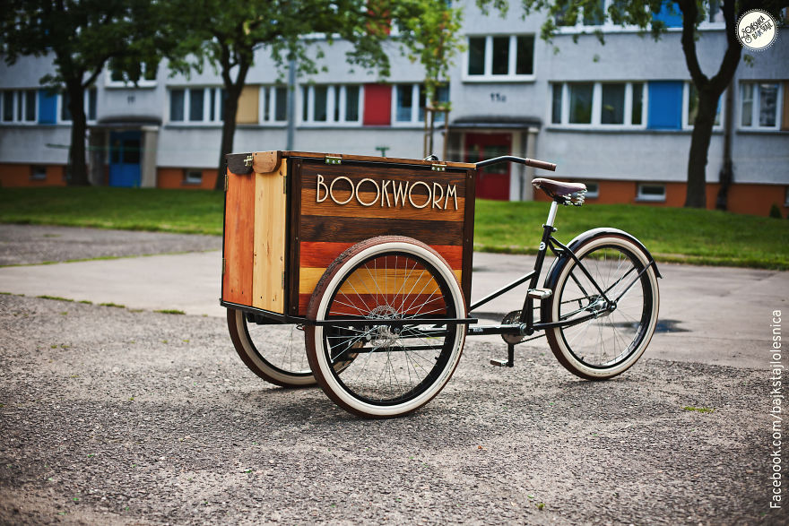 Art + Books + Bicycle = Bookworm
bike Library For "Oleśnica Bajk Stajl" Made By Sebastian Paszkiewiecz (Rgg.bike)