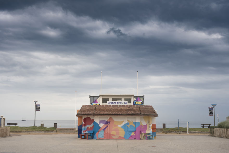 the Royal Pigeon Racing Association Commemorates 75th Anniversary Of D-Day Landings With Liberation On Sword Beach the Royal Pigeon Racing Association Commemorates 75th Anniversary Of D-Day Landings With Liberation On Sword Beach