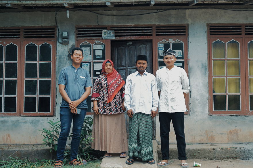20 Photo Of "Mider" , Javanese Tradition Of Celebrating Happy Eid In Indonesia 20 Photo Of "Mider" , Javanese Tradition Of Celebrating Happy Eid In Indonesia