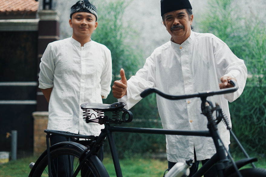20 Photo Of "Mider" , Javanese Tradition Of Celebrating Happy Eid In Indonesia 20 Photo Of "Mider" , Javanese Tradition Of Celebrating Happy Eid In Indonesia
