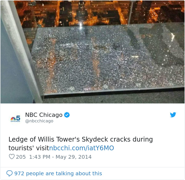 Visitors' Worst Nightmare Comes True As The Glass Floor On 103rd Floor Shatters Under Their Feet