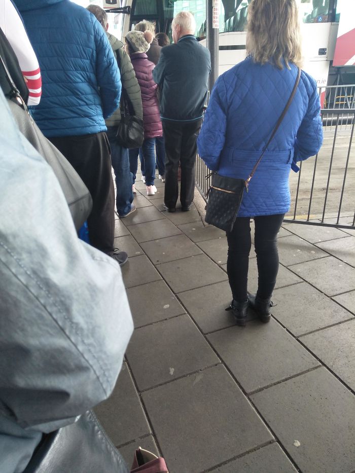 People Hoping To Skip Queues By Standing Like This And Trying To Slip In