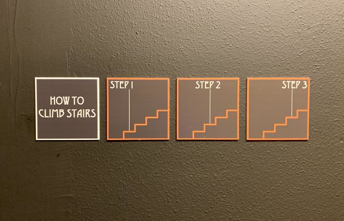 A Hotel’s Reminder On How To Climb Stairs