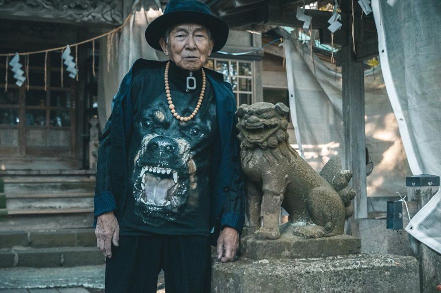 84-Year-Old Grandpa Teams Up With His Grandson To Create Fashionable Photoshoots That Stun 32k Followers On Instagram