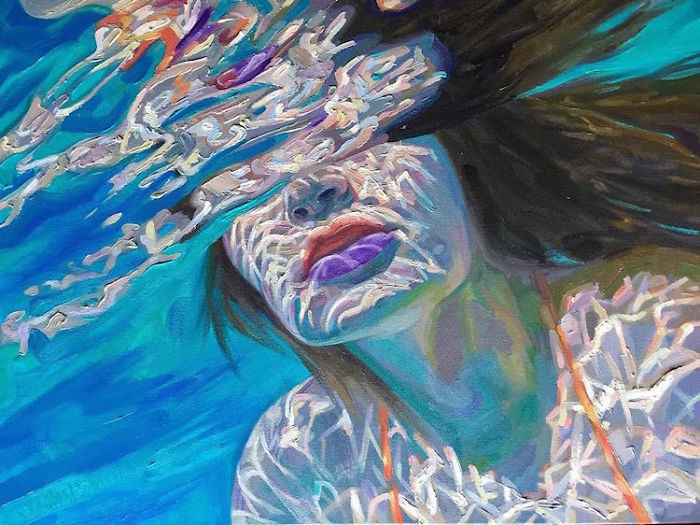 Californian Artist Isabel Emrich Paints Dazzling Depictions Of Women Submerged Underwater 🌊