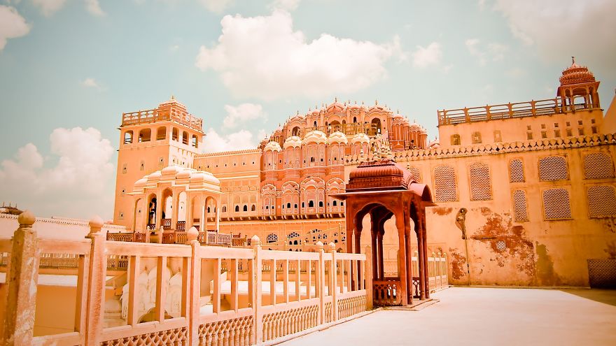 Find Numerous Architectural Marvels, Historic Wonders, Heritage Sites, And Others. Jaipur Has Witnessed Several Wars, Events And Historic Moments, India's Beautiful ‘Pink City’