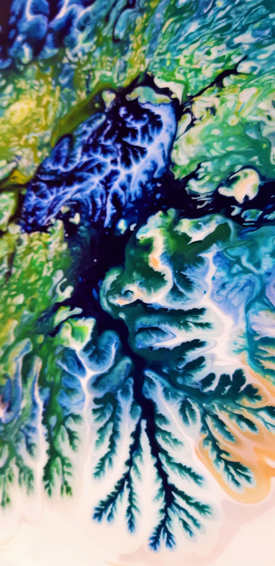 Fractal Art - How Big? "Dirty Dendrites" - Acrylic Pouring / Fluid Art Fractal Art - How Big? "Dirty Dendrites" - Acrylic Pouring / Fluid Art