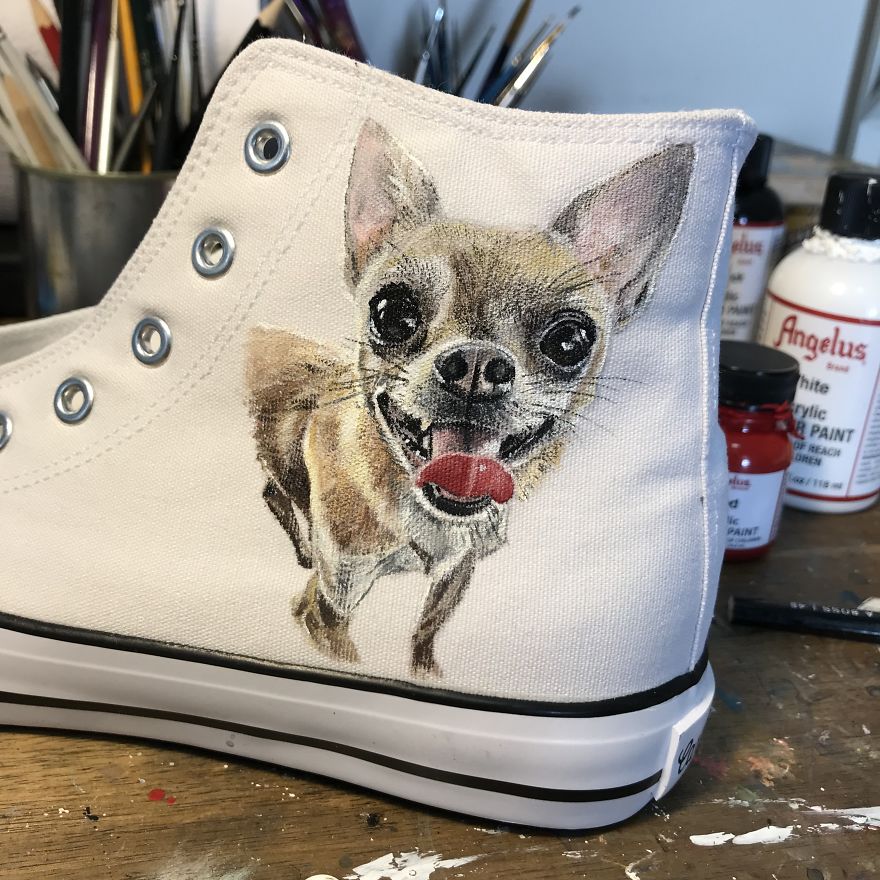 I Create Unique Gifts For Pet Owners By Painting Portraits Of Their Pets Onto Shoes!