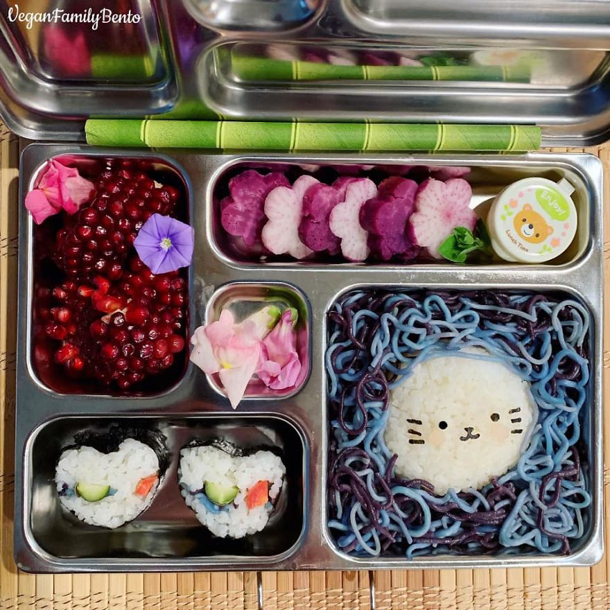 12 Year Old's Bento Lunches For Her Dad's Commute Will Melt Your Heart